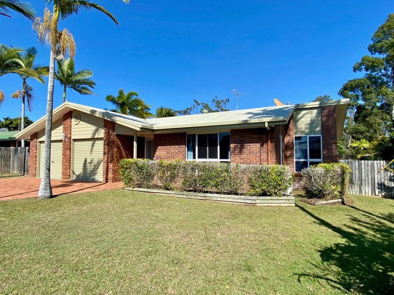 Photo - 41 Geoffrey Thomas Drive, Tannum Sands QLD 4680 - Image 9