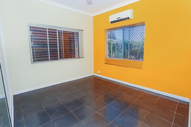 Photo - 41 George Street, Mount Isa QLD 4825 - Image 4