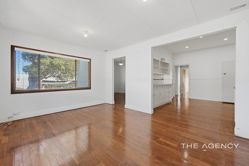 Photo - 41 Gertrude Street, Geraldton WA 6530 - Image 2