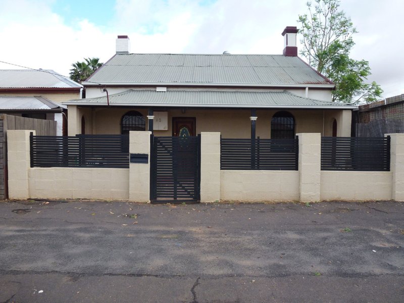 41 Gipps Street, Dubbo NSW 2830