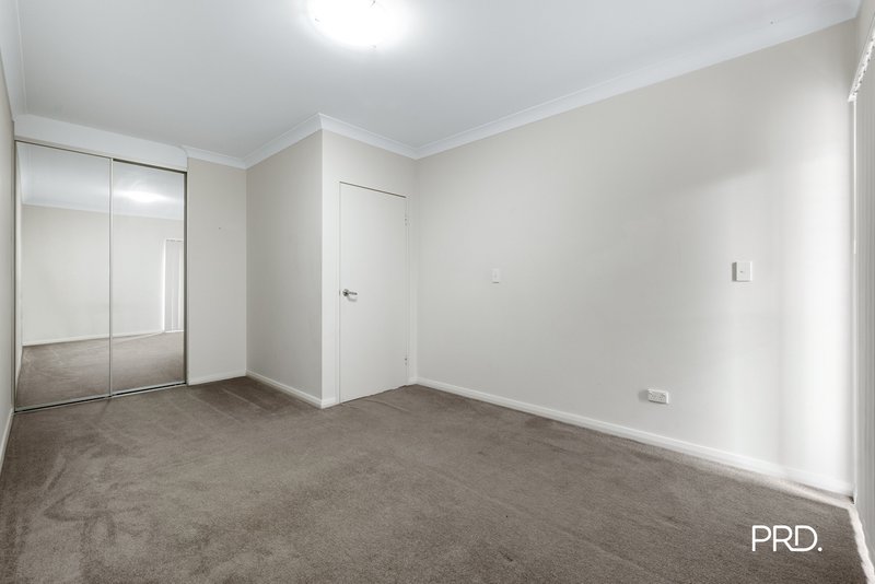 Photo - 4/1 Glenmore Ridge Drive, Glenmore Park NSW 2745 - Image 9