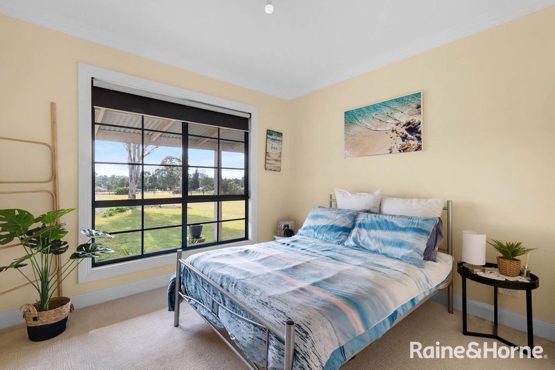 Photo - 41 Glenoak Way, Nowra Hill NSW 2540 - Image 10