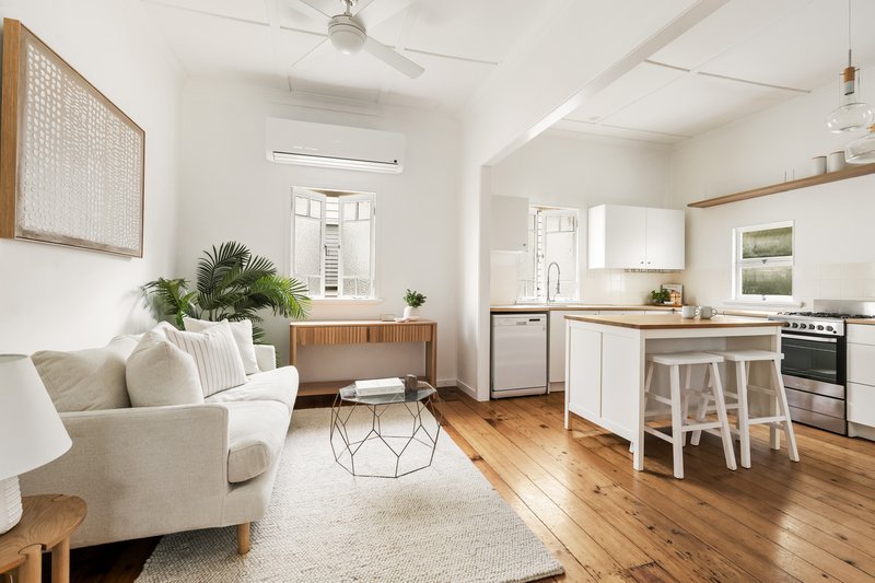 Photo - 41 Goulburn Street, Gordon Park QLD 4031 - Image 9