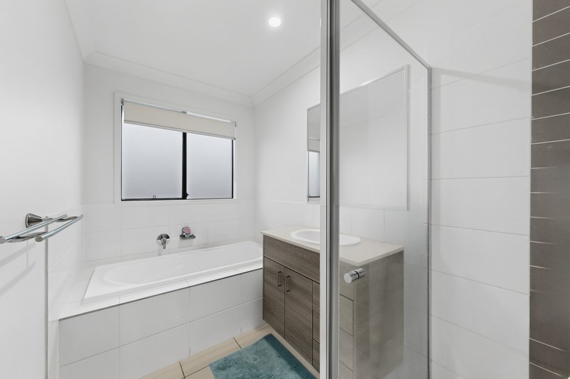 Photo - 41 Granite Street, Yarrabilba QLD 4207 - Image 11