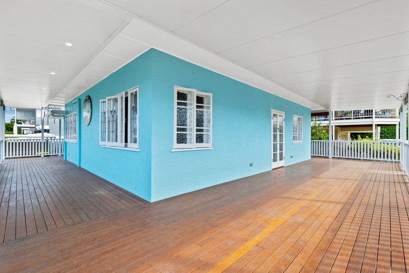 Photo - 41 Grattan Terrace, Wynnum QLD 4178 - Image 12