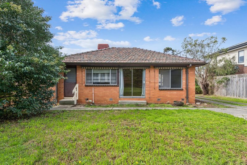 Photo - 41 Grayson Drive, Scoresby VIC 3179 - Image 6