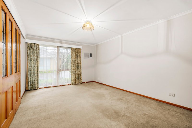 Photo - 4/1 Greenwood Avenue, Ringwood VIC 3134 - Image 6