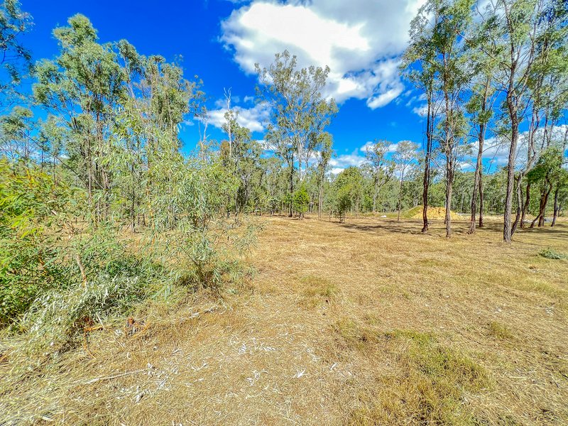 Photo - 41 Grevillea Way, Rifle Range QLD 4311 - Image 5