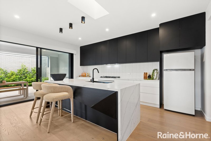 Photo - 41 Haldon Avenue, Mickleham VIC 3064 - Image 7