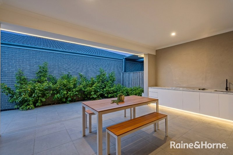 Photo - 41 Haldon Avenue, Mickleham VIC 3064 - Image 17