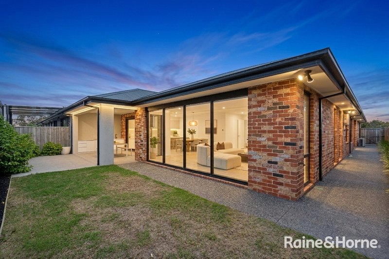 Photo - 41 Haldon Avenue, Mickleham VIC 3064 - Image 18