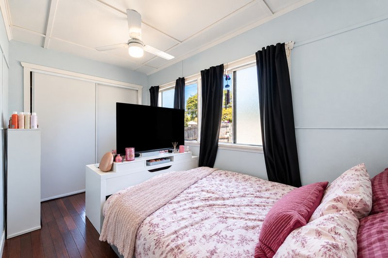 Photo - 41 Hamilton Road, Wavell Heights QLD 4012 - Image 10