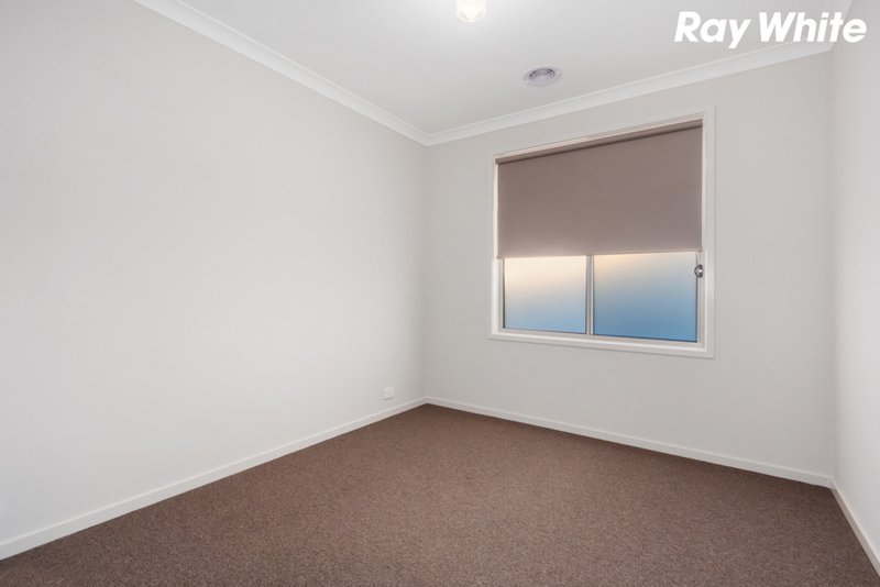 Photo - 41 Heathcote Grove, Officer VIC 3809 - Image 11