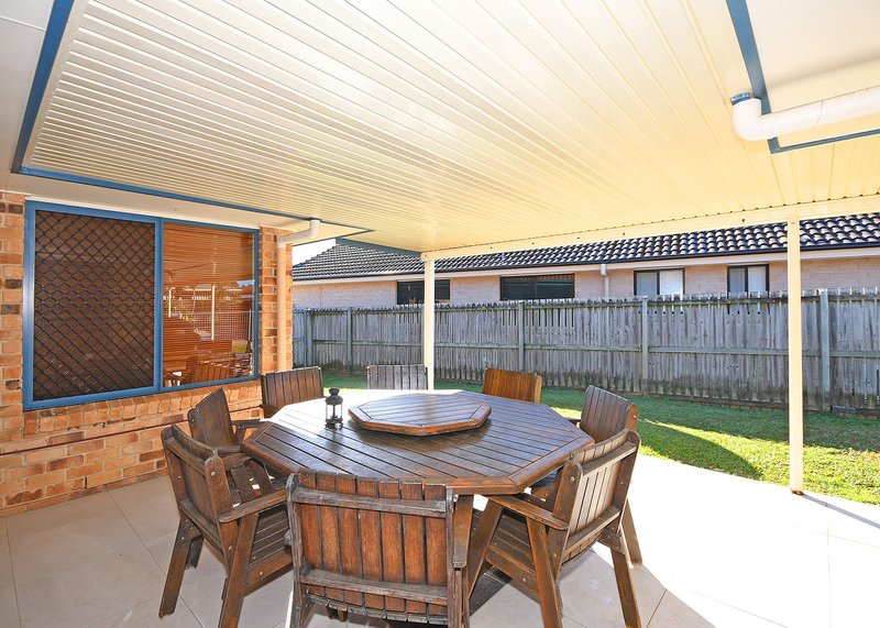 Photo - 41 Heather Way, Urraween QLD 4655 - Image 18