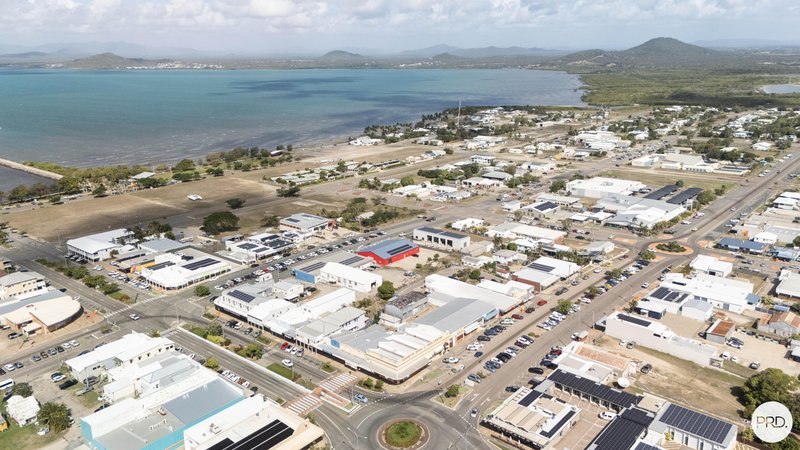 Photo - 41 Herbert Street, Bowen QLD 4805 - Image 8