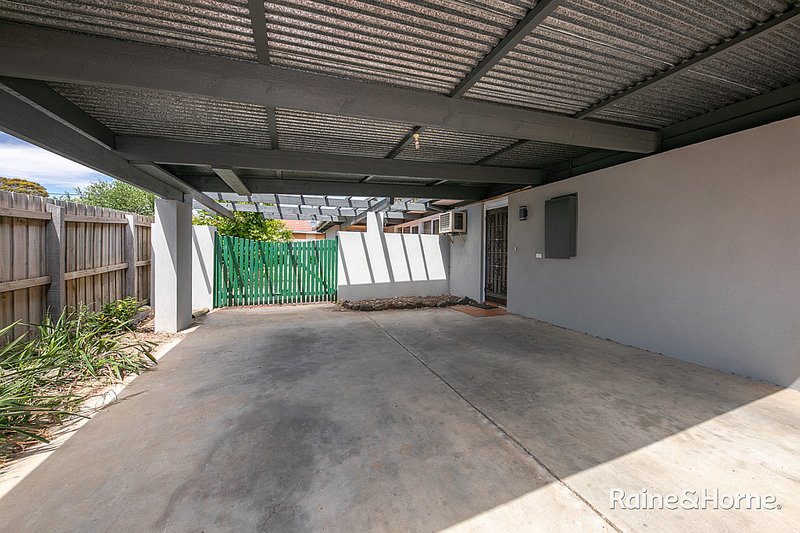 Photo - 41 Heysen Drive, Sunbury VIC 3429 - Image 16