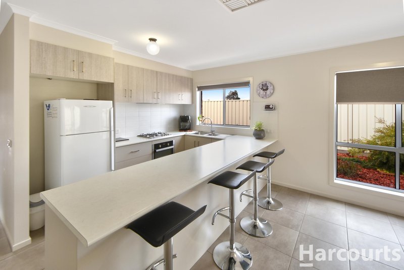 Photo - 41 Hickson Street, Horsham VIC 3400 - Image 2