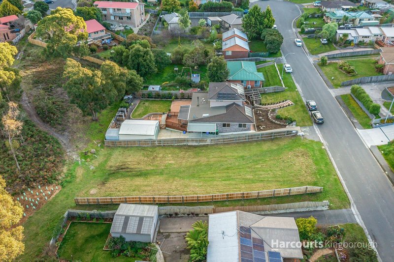 Photo - 41 Hiern Road, Blackmans Bay TAS 7052 - Image 6