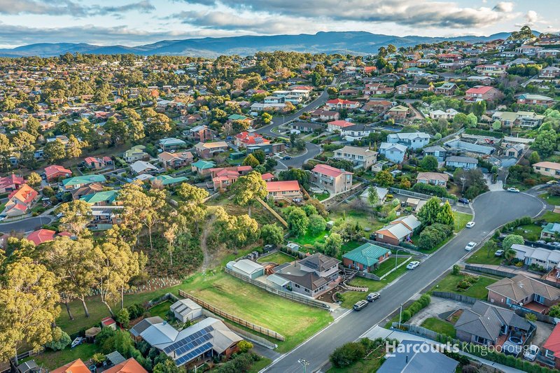 Photo - 41 Hiern Road, Blackmans Bay TAS 7052 - Image 8