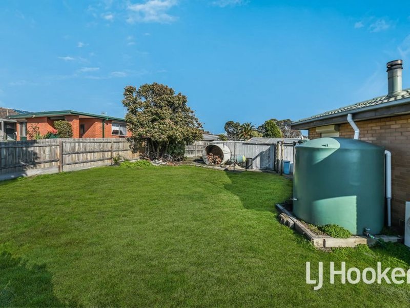 Photo - 41 Highland Avenue, Hampton Park VIC 3976 - Image 2