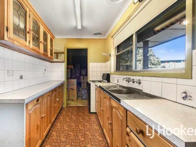 Photo - 41 Highland Avenue, Hampton Park VIC 3976 - Image 3