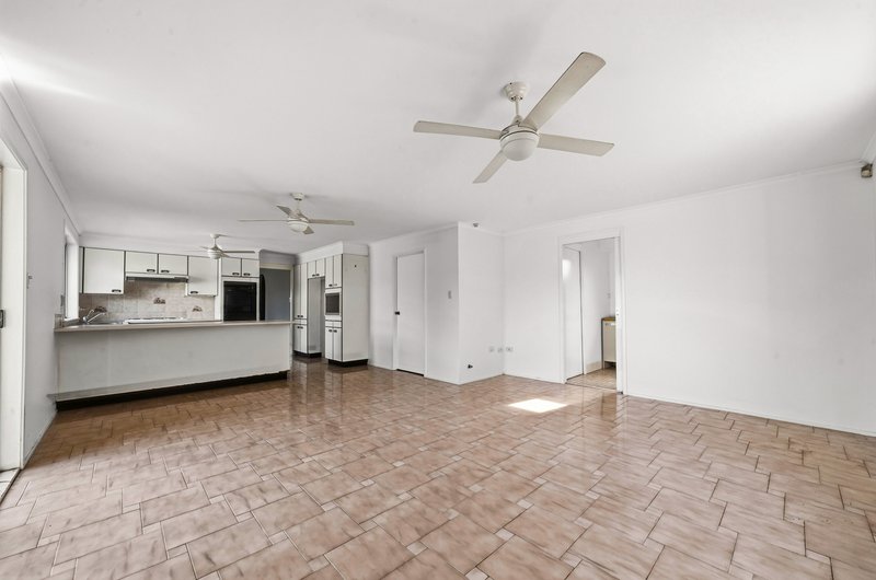 Photo - 41 Highview Street, Tumbi Umbi NSW 2261 - Image 4