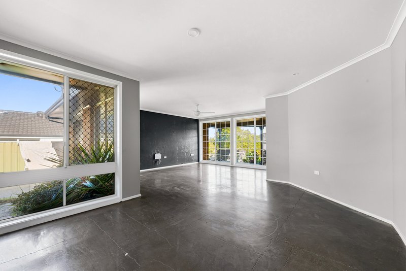 Photo - 41 Highview Street, Tumbi Umbi NSW 2261 - Image 6