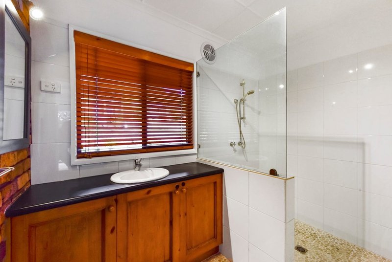Photo - 41 Hillside Drive, Berkeley Vale NSW 2261 - Image 8