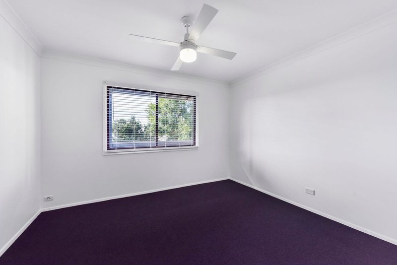 Photo - 41 Hillside Drive, Berkeley Vale NSW 2261 - Image 13
