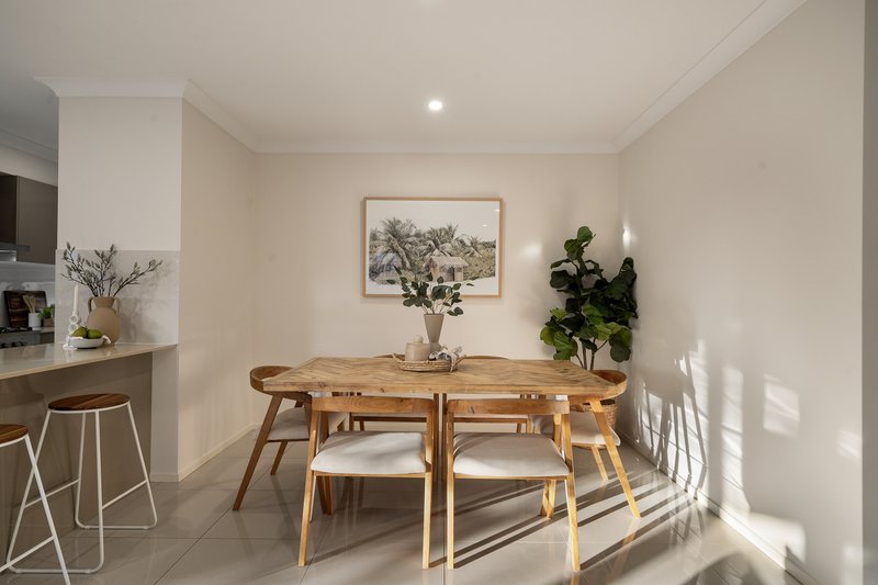 Photo - 41 Hinton Crescent, Mango Hill QLD 4509 - Image 8