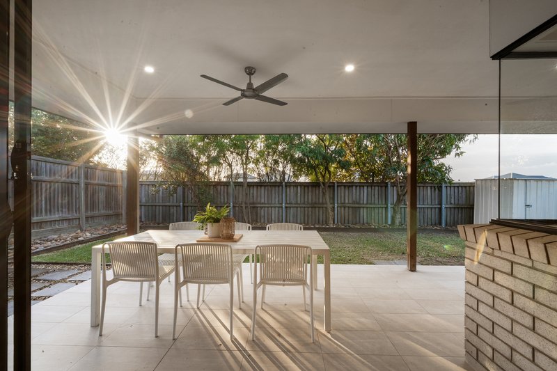 Photo - 41 Hinton Crescent, Mango Hill QLD 4509 - Image 12