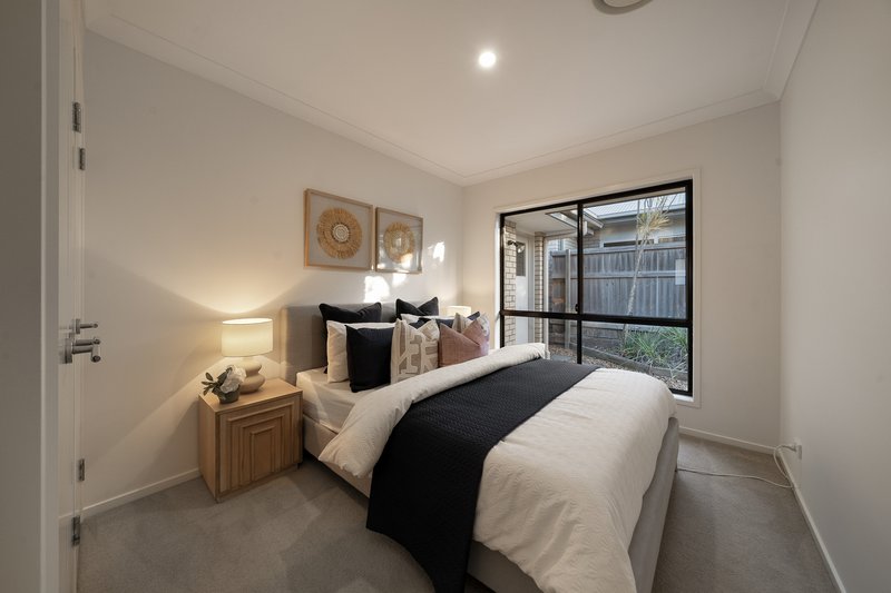 Photo - 41 Hinton Crescent, Mango Hill QLD 4509 - Image 17
