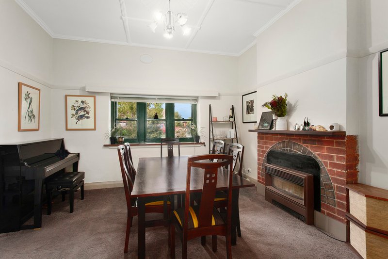 Photo - 41 Hotham Street, Hughesdale VIC 3166 - Image 2