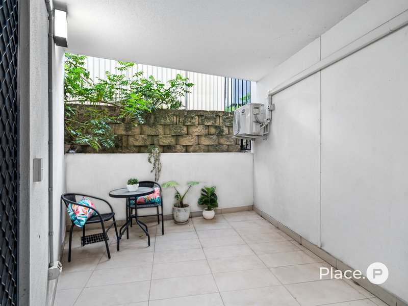 Photo - 4/1 Hurworth Street, Bowen Hills QLD 4006 - Image 3