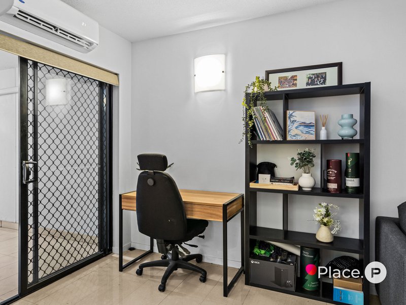 Photo - 4/1 Hurworth Street, Bowen Hills QLD 4006 - Image 6