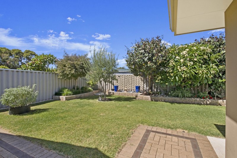 Photo - 41 Inverness Court, Cooloongup WA 6168 - Image 5