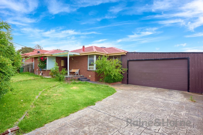 Photo - 41 Isaac Road, Keysborough VIC 3173 - Image 5