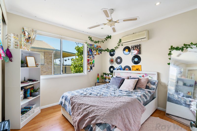 Photo - 41 Jania Street, Redland Bay QLD 4165 - Image 12