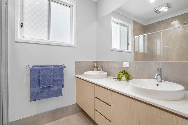 Photo - 41 Jim Davidson Boulevard, Belivah QLD 4207 - Image 10