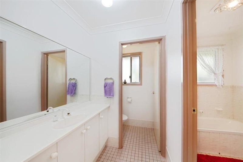 Photo - 41 Kalbarri Crescent, Bow Bowing NSW 2566 - Image 8