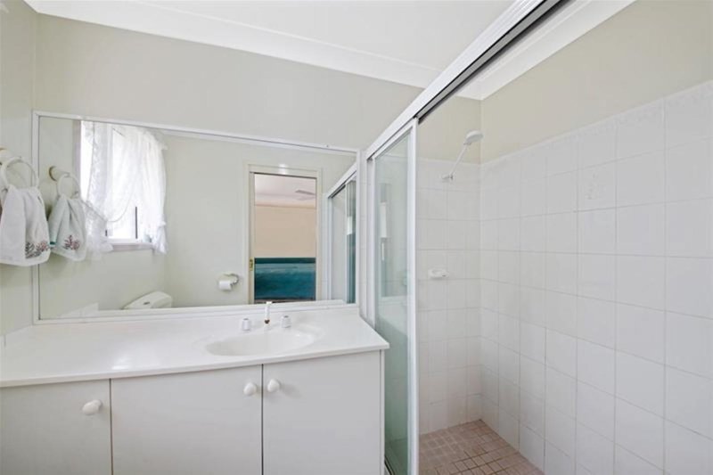 Photo - 41 Kalbarri Crescent, Bow Bowing NSW 2566 - Image 10