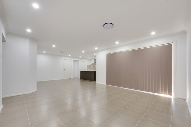 Photo - 41 Kavanagh Street, Gregory Hills NSW 2557 - Image 3