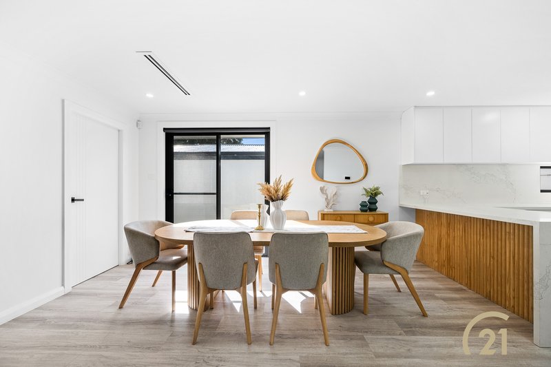 Photo - 41 Kembla Street, Wakeley NSW 2176 - Image 4