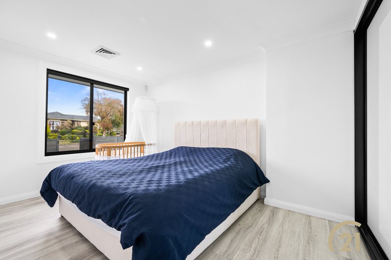 Photo - 41 Kembla Street, Wakeley NSW 2176 - Image 8