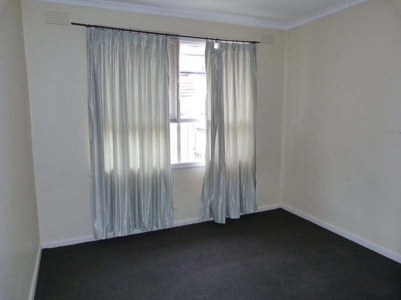 Photo - 4/1 Kenneth Road, Bayswater VIC 3153 - Image 2