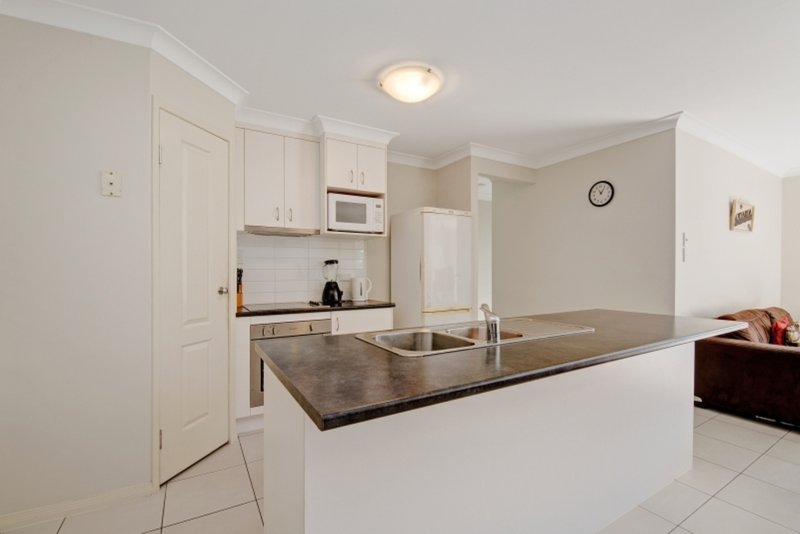 Photo - 41 Kevin Street, Deception Bay QLD 4508 - Image 2