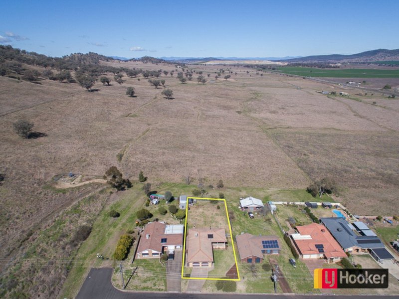 Photo - 41 Kurrara Street, Werris Creek NSW 2341 - Image 16