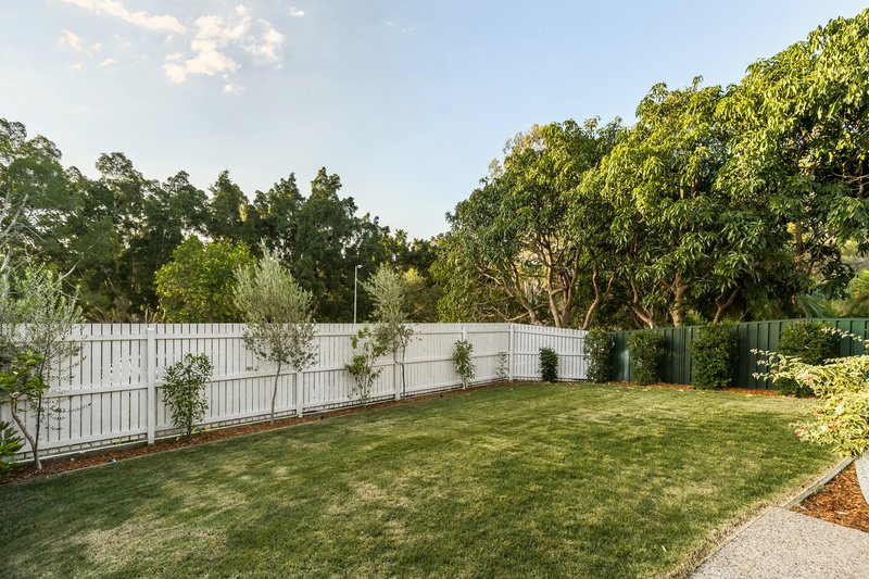 Photo - 41 Lanchester Street, Stafford Heights QLD 4053 - Image 3