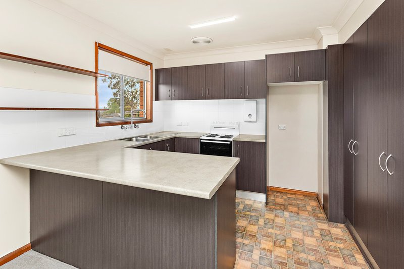 Photo - 41 Langson Avenue, Figtree NSW 2525 - Image 3
