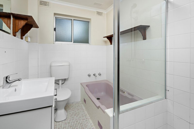 Photo - 41 Langson Avenue, Figtree NSW 2525 - Image 6